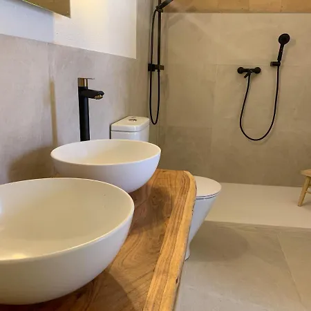 Joan Emporda, Rural, Barbacoa, Ping-pong